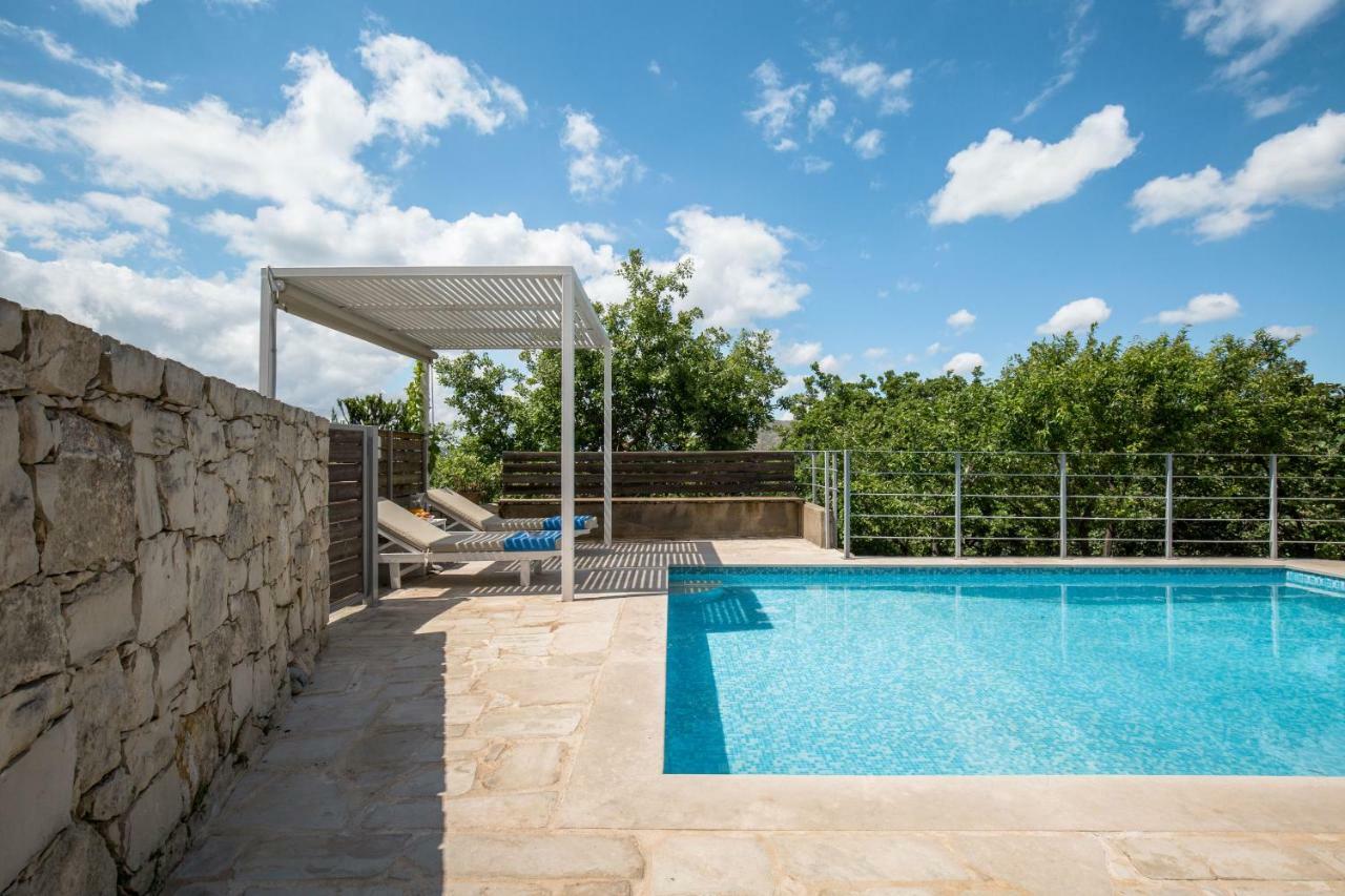 Anna Boutique Villas Mixorrouma Bagian luar foto